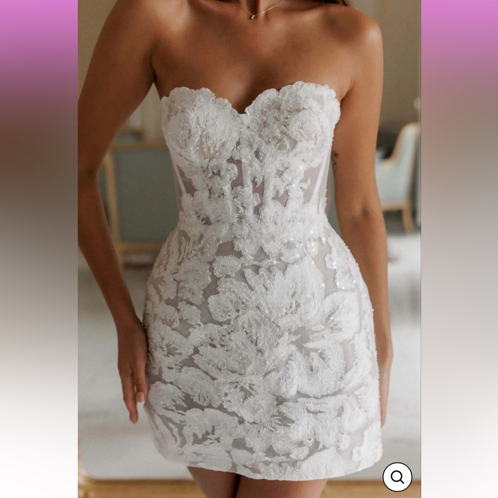 Velluto Roso White Jillian Mini Dress size 8